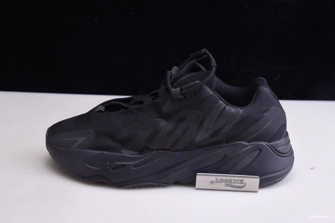 MNVN Triple Adidas 700 Black Yeezy FV4440 Boost 1212